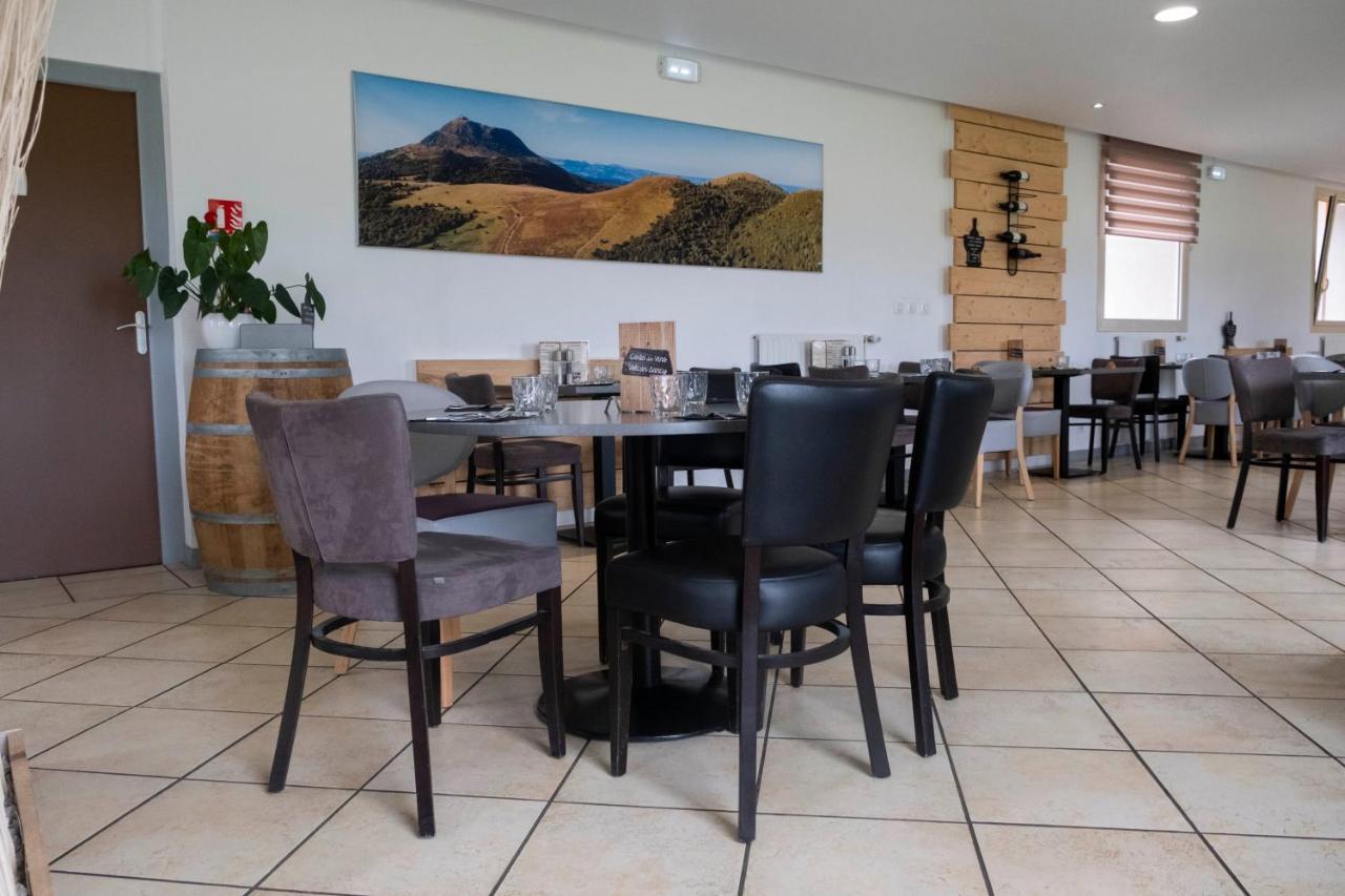 Logis Hotel Volcan Sancy Nébouzat Esterno foto