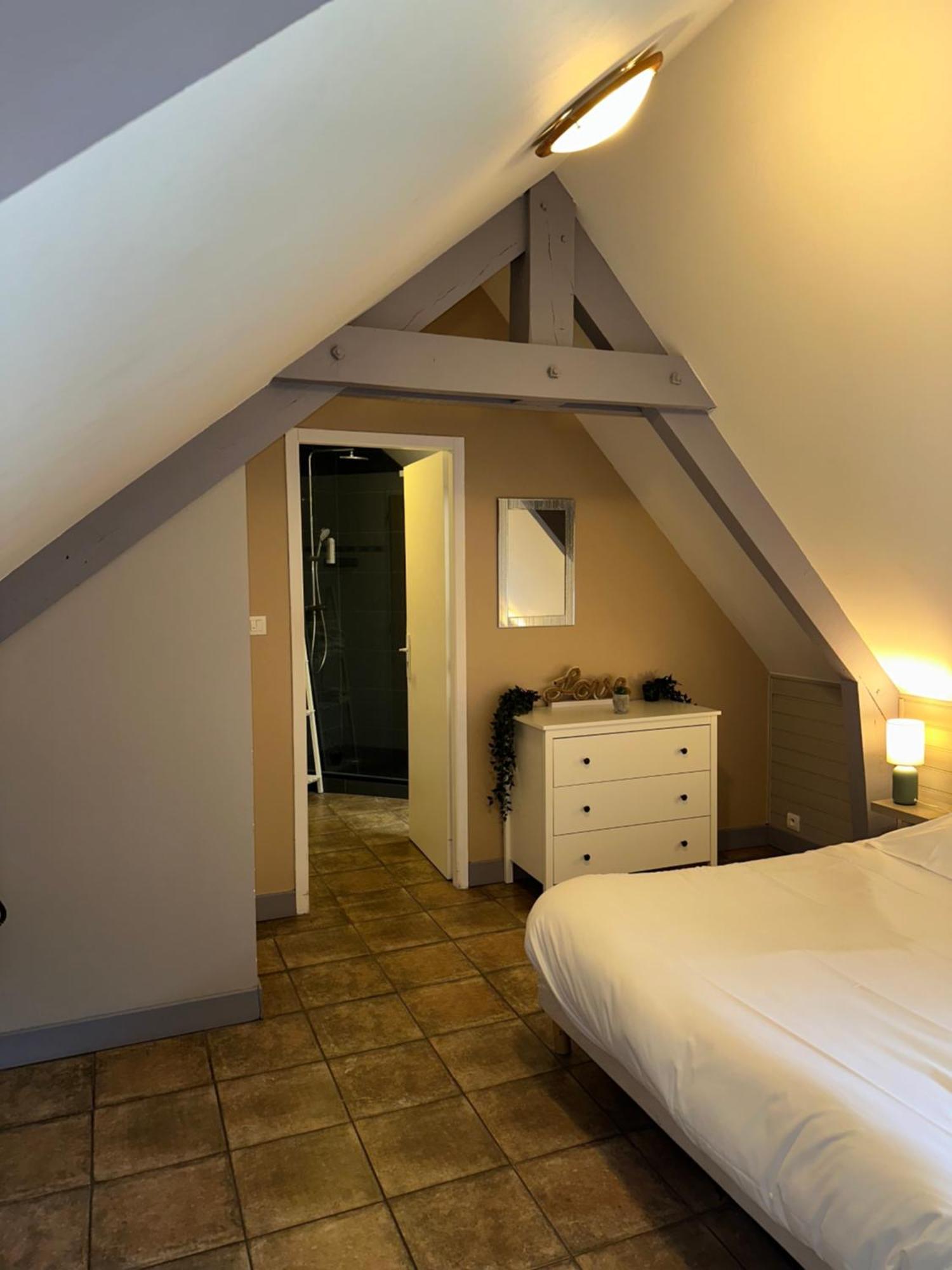 Logis Hotel Volcan Sancy Nébouzat Esterno foto